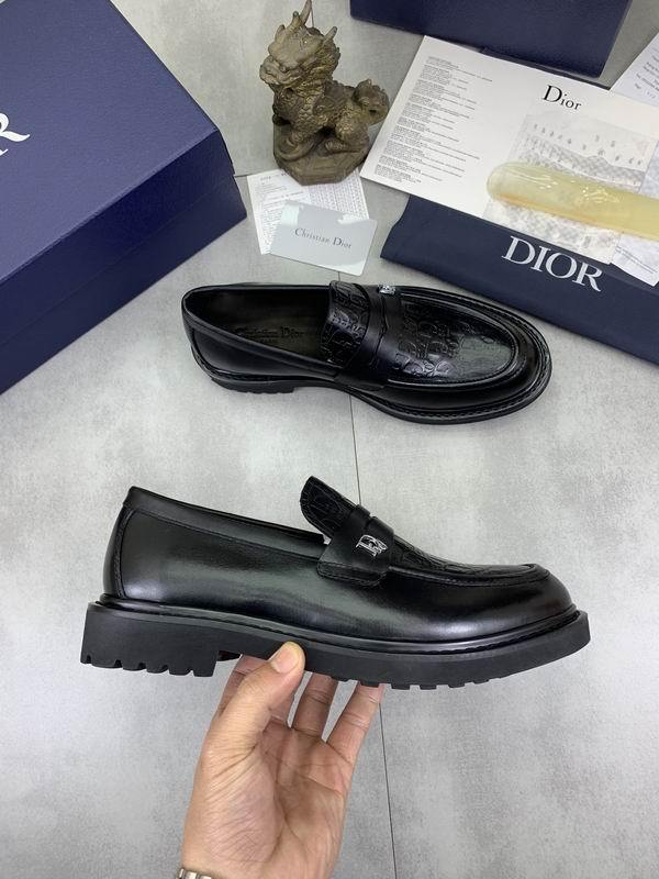 DIOR Men's Shoes 574